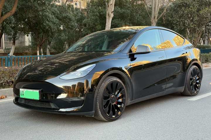 特斯拉 Model Y Performance高性能全轮驱动版