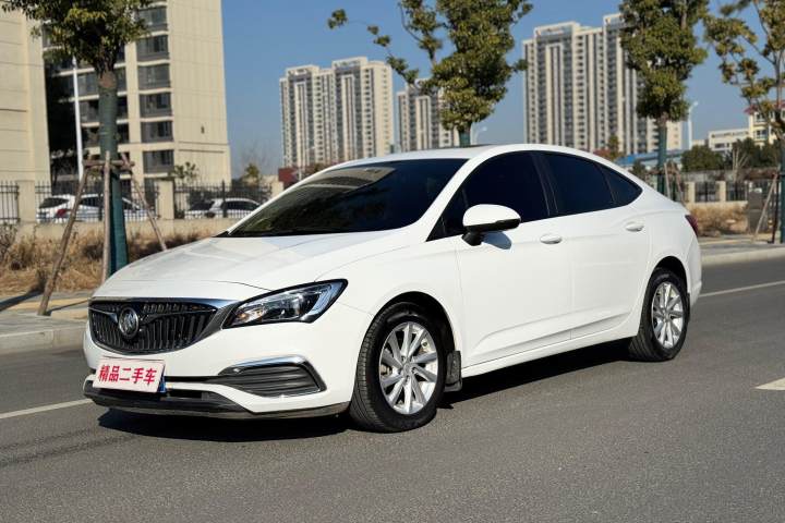 别克 威朗 三厢 15S 自动进取型