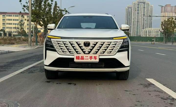 长安 CS75PLUS 2025款 第四代 UItra 2.0T 新蓝鲸 智慧劲擎型