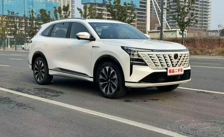长安 CS75PLUS 2025款 第四代 UItra 2.0T 新蓝鲸 智慧劲擎型