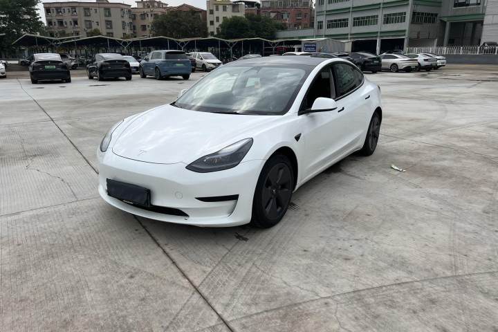 特斯拉 Model 3 后轮驱动版