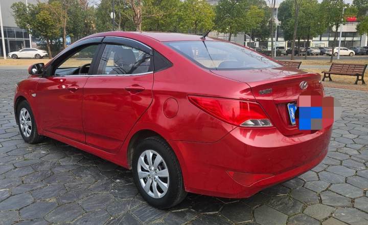 现代 瑞纳 2014款 1.4L 手动智能型GLS