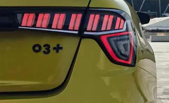 领克 03 2020款 03+ 2.0TD 自动驭风版