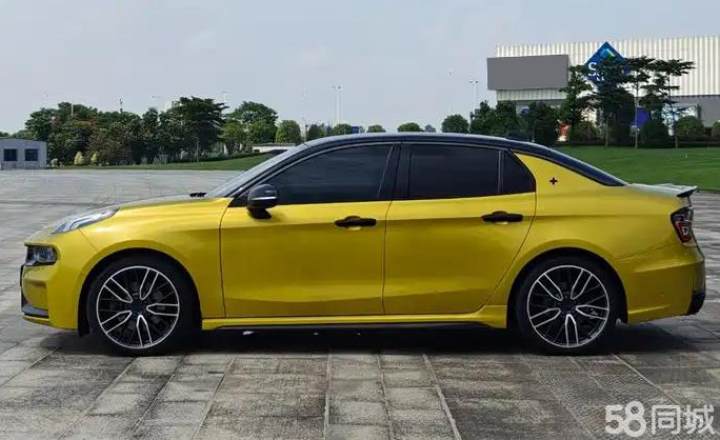 领克 03 2020款 03+ 2.0TD 自动驭风版