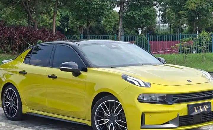 领克 03 2020款 03+ 2.0TD 自动驭风版