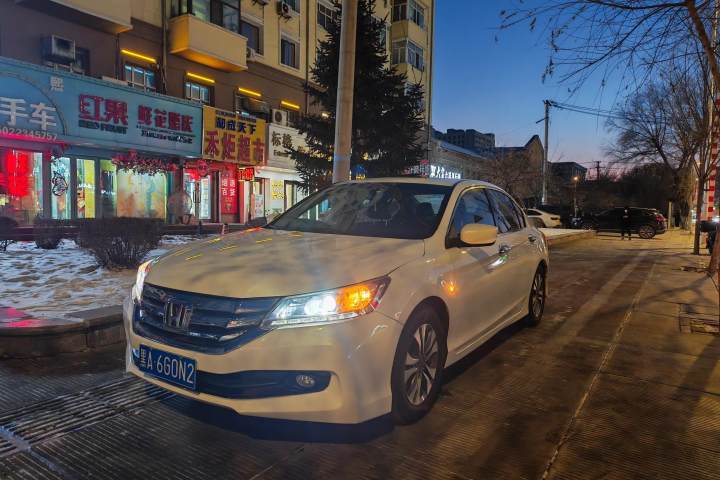 本田 雅阁 2.0L LXS  精英版