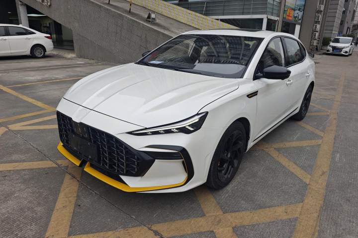 名爵 MG6 2021款 Pro 1.5T 自动Trophy智驾旗舰版