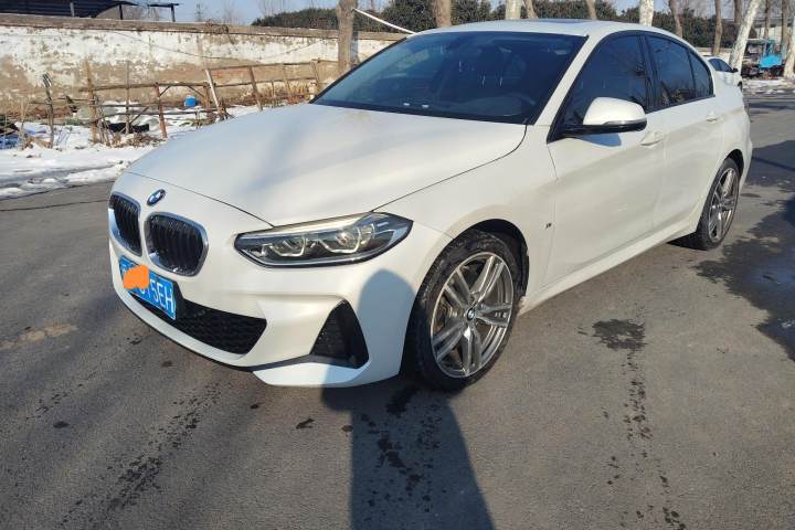 宝马 1系 2019款 120i 领先型M运动套装