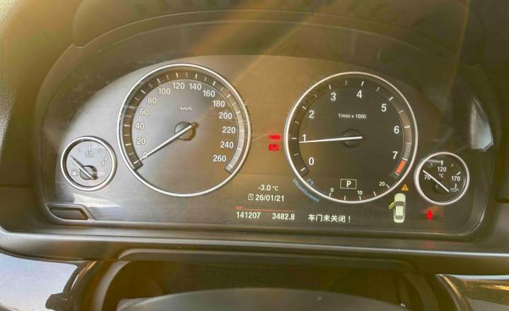 宝马 5系 2014款 525Li 领先型