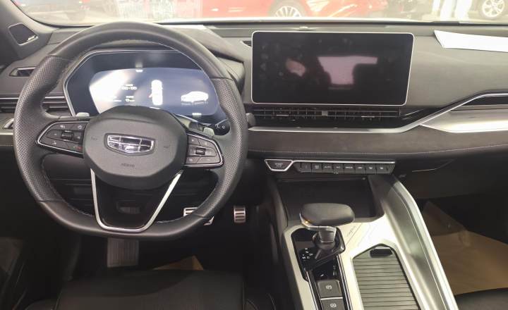 吉利汽车 星瑞 2023款 2.0TD 尊贵型