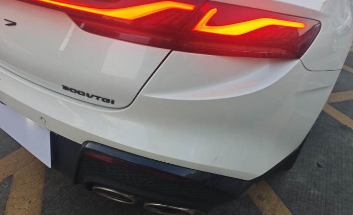 名爵 MG7 2025款 1.5T 300 DCT优雅版