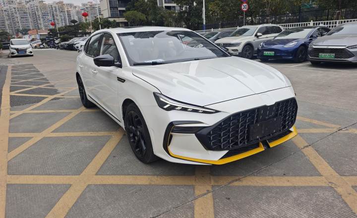 名爵 MG6 2021款 Pro 1.5T 自动Trophy智驾旗舰版