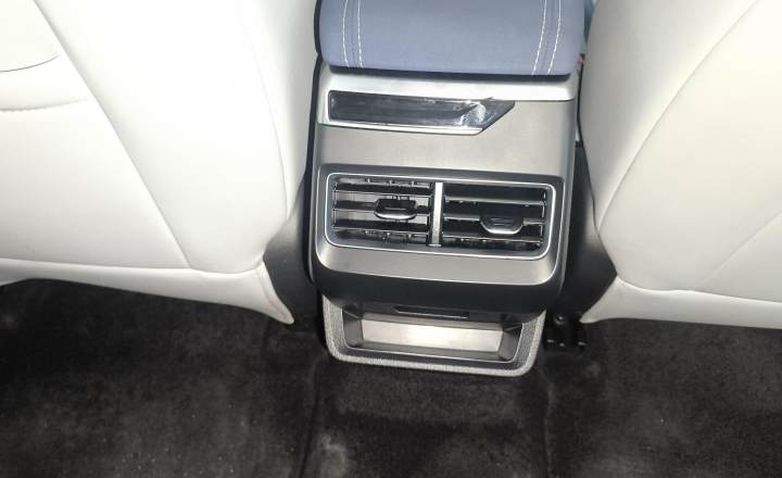 吉利汽车 星瑞 2023款 2.0TD 尊贵型