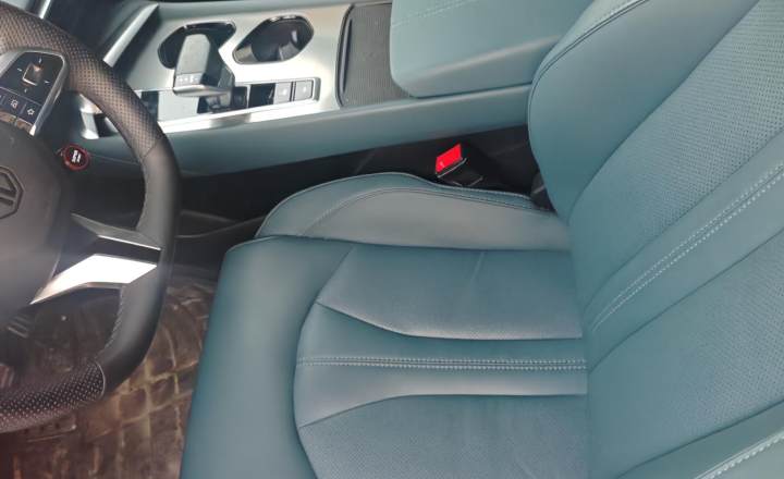 名爵 MG7 2025款 1.5T 300 DCT优雅版