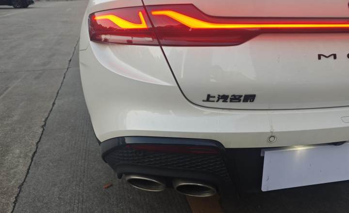 名爵 MG7 2025款 1.5T 300 DCT优雅版