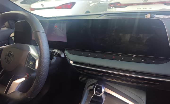 名爵 MG7 2023款 2.0T 自动Trophy+激擎耀世版