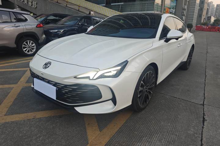 名爵 MG7 2025款 1.5T 300 DCT优雅版