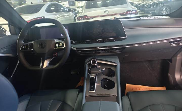 名爵 MG7 2023款 2.0T 自动Trophy+激擎耀世版