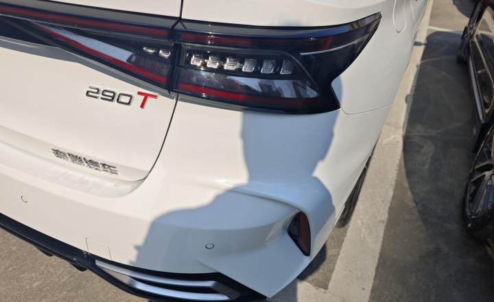 奇瑞 艾瑞泽8 2024款 1.6T DCT睿