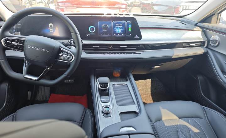 奇瑞 艾瑞泽8 2024款 1.6T DCT睿