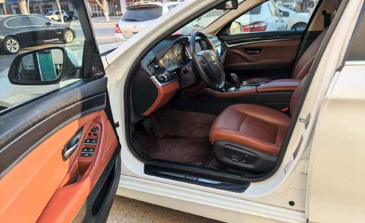 宝马 5系 2014款 520Li 典雅型