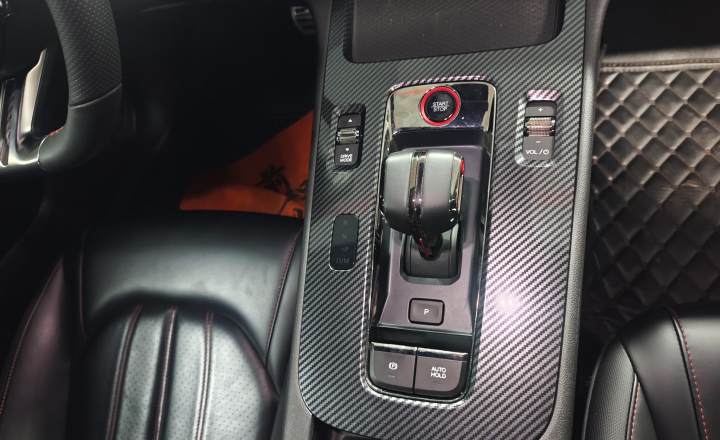 广汽传祺 影豹 2023款 270T DCT J15版