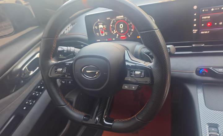 广汽传祺 影豹 2024款 400T 自动 影豹R MAX版