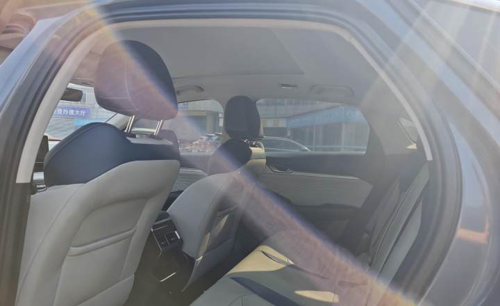 吉利汽车 星瑞 2021款 改款 2.0TD 尊贵型