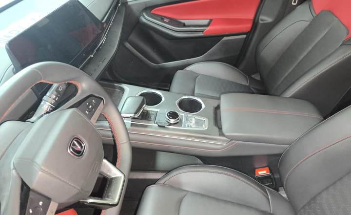 长安 CS55PLUS 2022款 第二代 1.5T DCT尊贵型