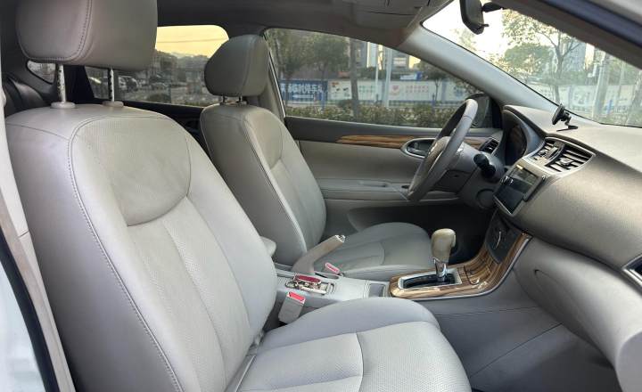 日产 轩逸 2014款 1.6XV CVT尊享版