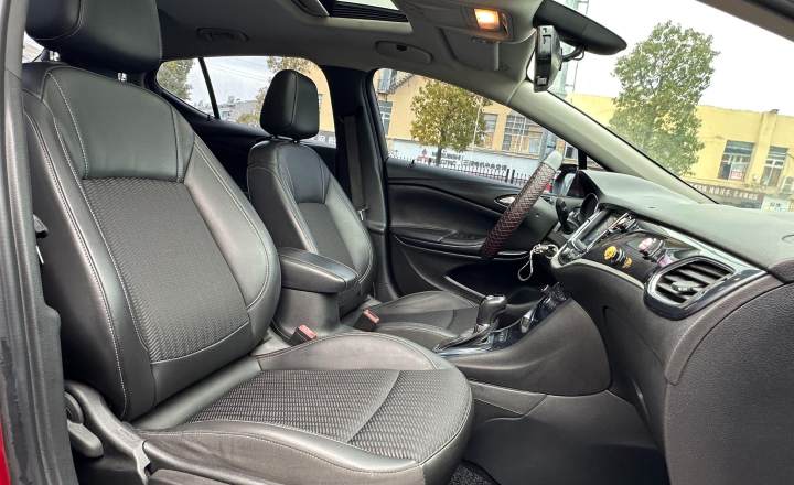 别克 威朗 2016款 两厢 15S 自动领先型