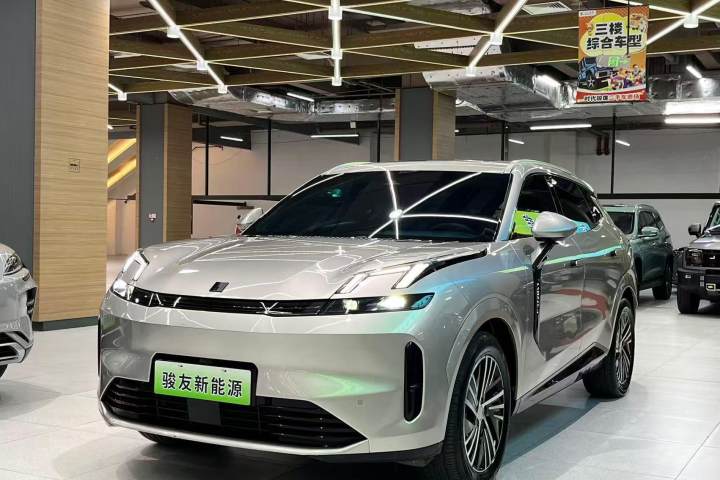 领克 08新能源 120km 长续航Pro