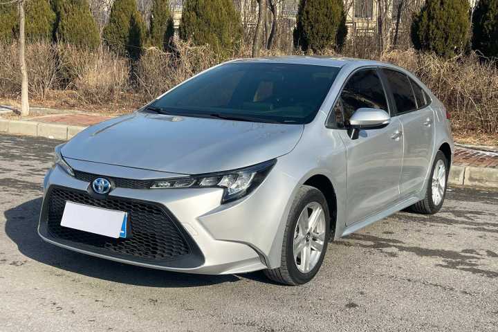 丰田 雷凌 双擎 1.8H E-CVT领先版