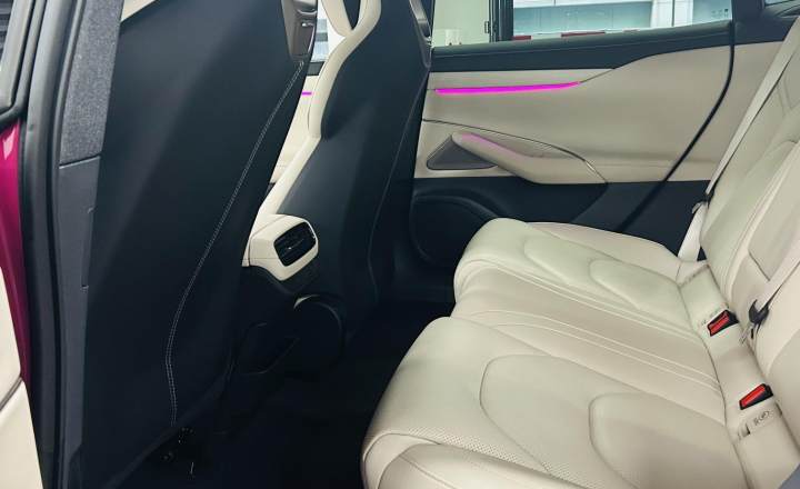 小米汽车 小米SU7 2024款 后驱超长续航高阶智驾Pro版