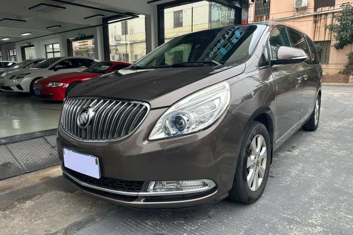 别克 GL8 3.0L XT豪华商务旗舰版