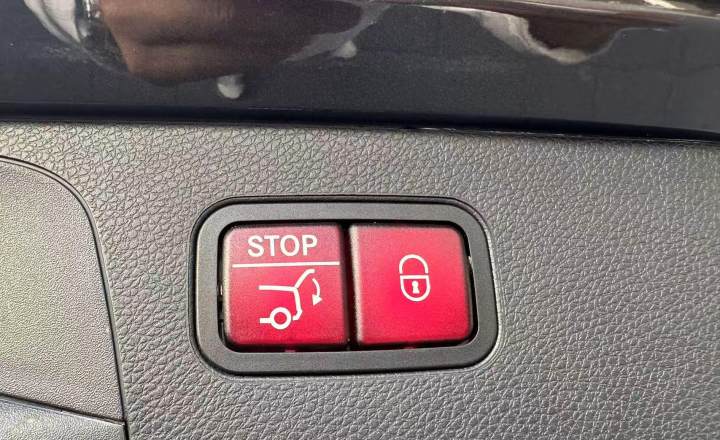 奔驰 GLC 2020款 GLC 300 L 4MATIC 豪华型