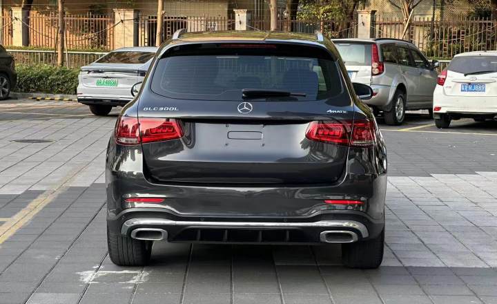 奔驰 GLC 2020款 GLC 300 L 4MATIC 豪华型