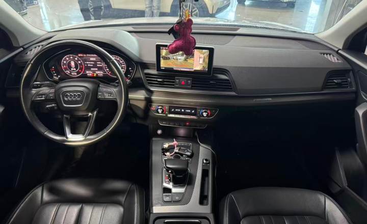 奥迪 Q5L 2020款 45 TFSI 尊享时尚型