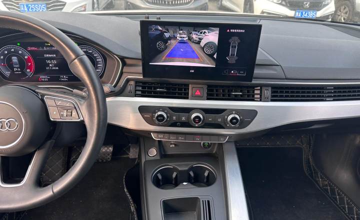 奥迪 A4L 2023款 40 TFSI 时尚动感型