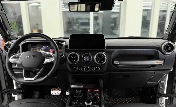 北京越野 BJ40 2022款 2.0T 自动四驱环塔冠军版