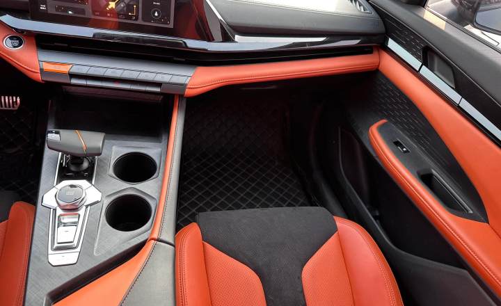 长安 UNIV 2023款 1.5T 运动版