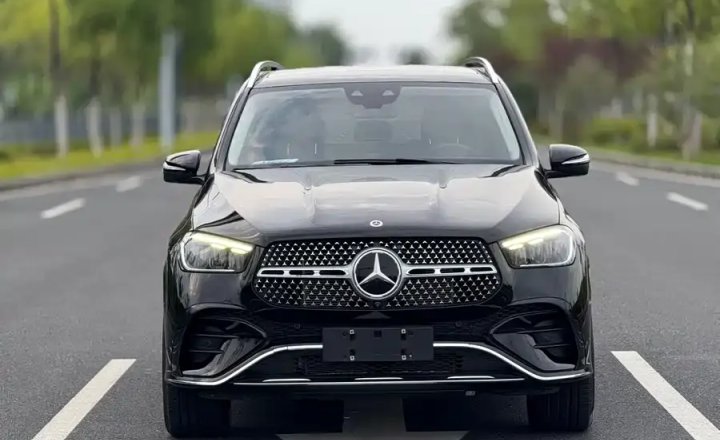 奔驰 GLE 2024款 GLE 450 4MATIC 时尚型