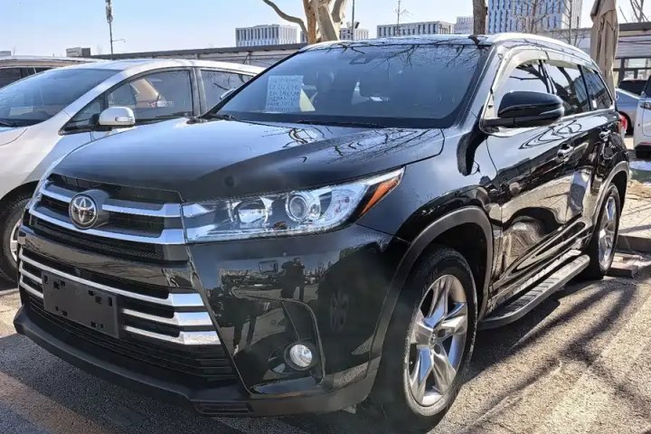 丰田 汉兰达 2.0T 四驱百万纪念版 7座