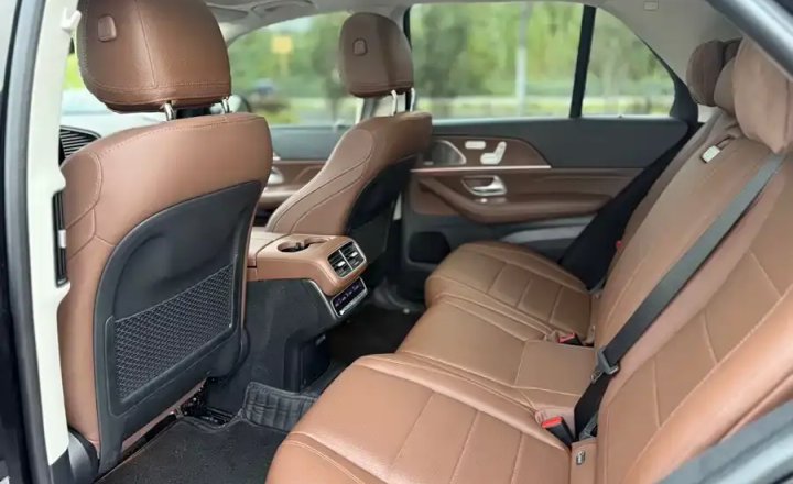 奔驰 GLE 2024款 GLE 450 4MATIC 时尚型