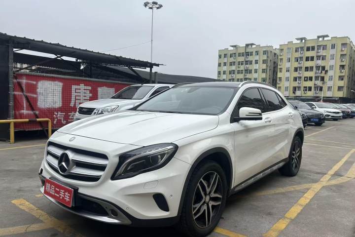 奔驰 GLA 2016款 GLA 200 时尚型