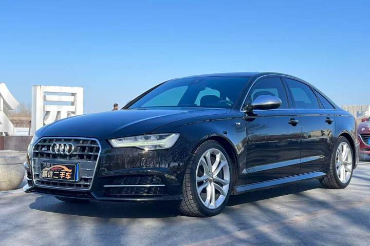 奥迪 S6 2016款 S6 4.0TFSI