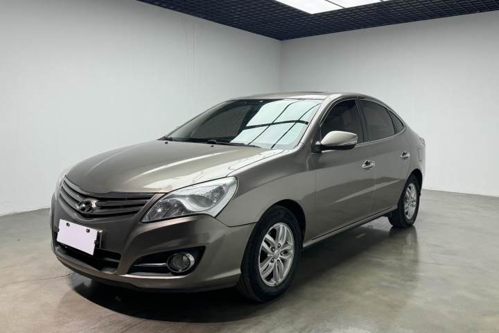 现代 悦动 1.6L 自动舒适型