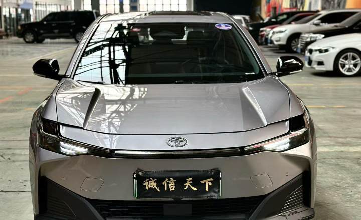 丰田 bZ3 2023款 517km 精英PRO