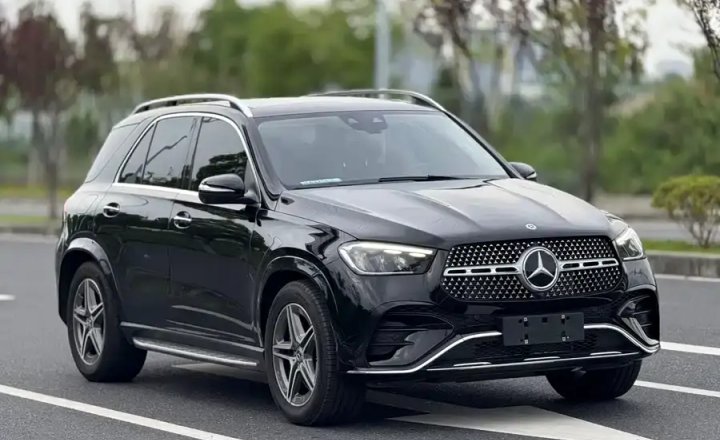 奔驰 GLE 2024款 GLE 450 4MATIC 时尚型