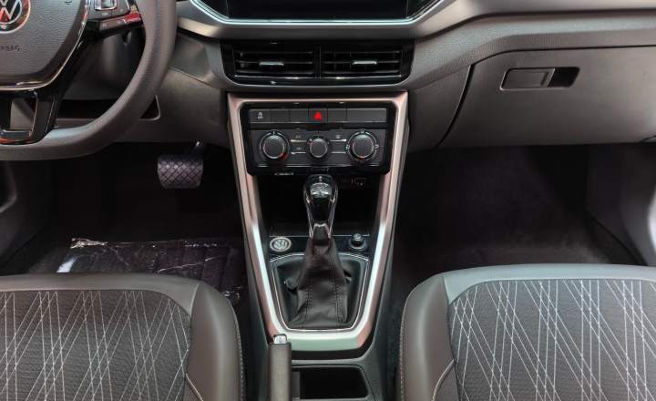 大众 途铠 2023款 300TSI DSG舒适版